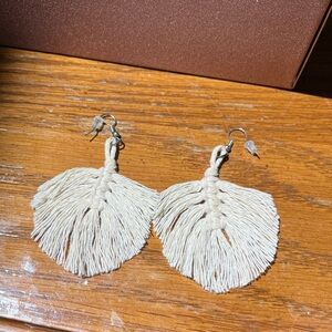 Dainty macrame earrings